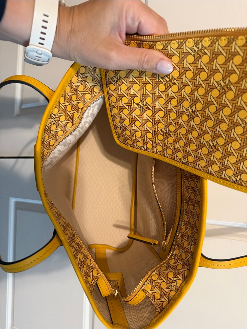 Tory Burch Yellow Patterned Tote - Picture 3 of 3